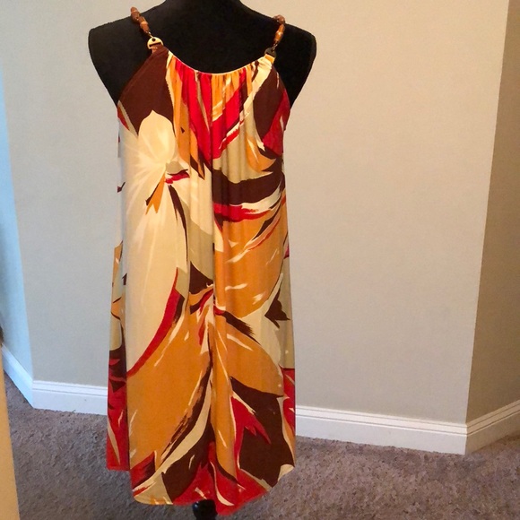 A Madison summer dress great for work - Picture 3 of 5